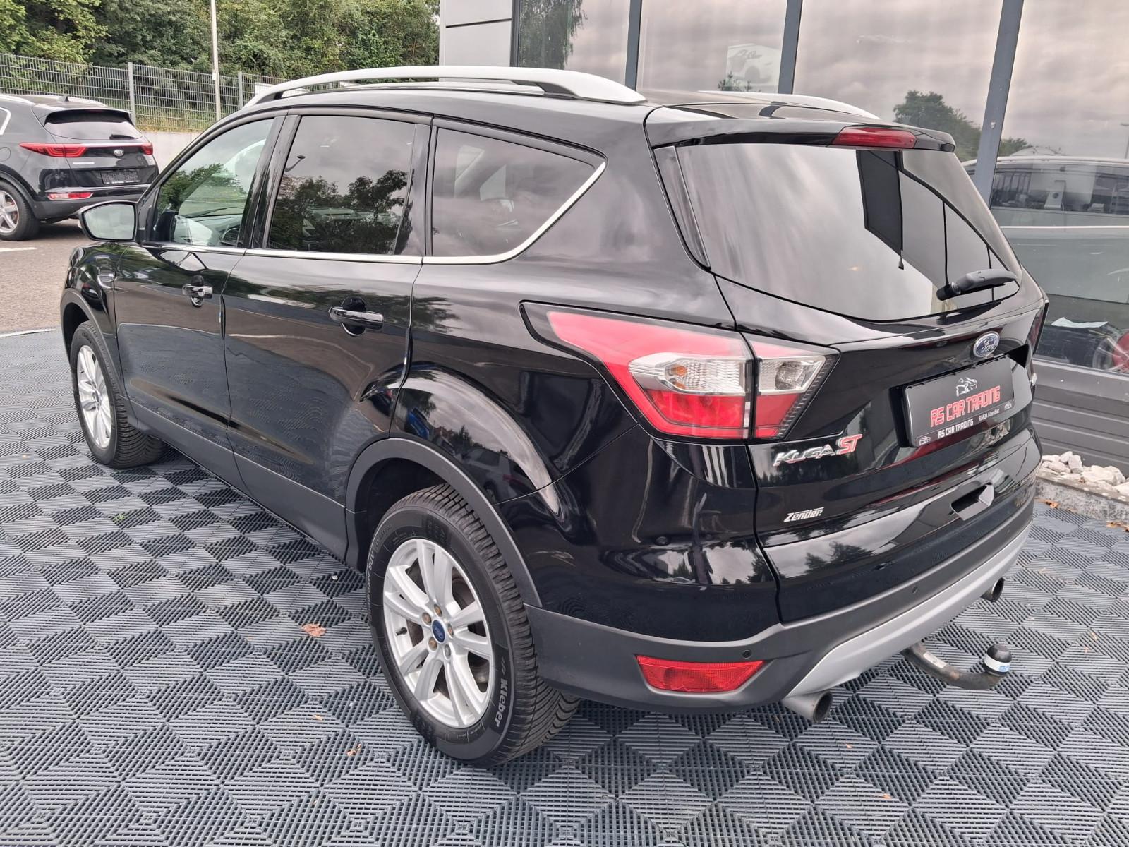 Ford Kuga Cool & Connect