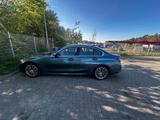 BMW 330i  - BMW 330: Limousine