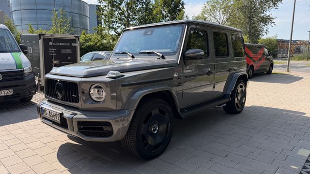 MERCEDES-BENZ G 63 AMG G 63 Standard