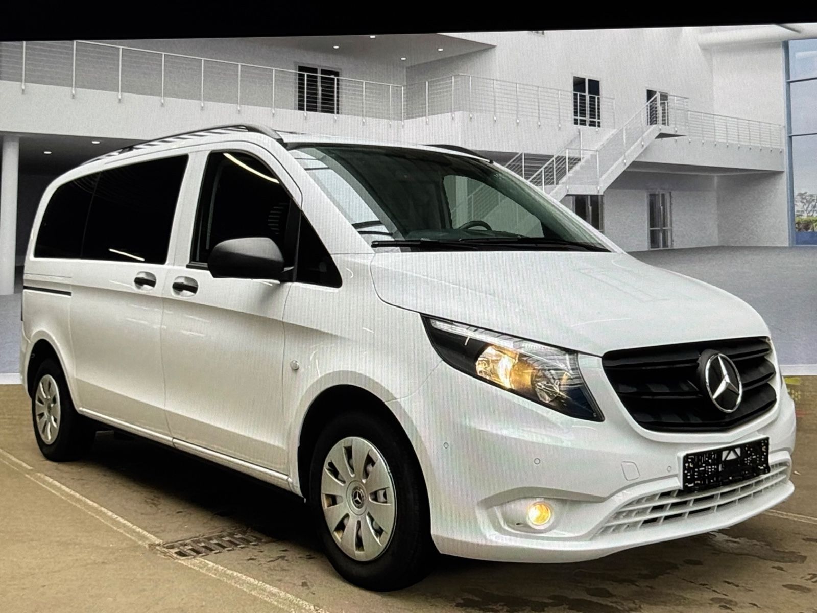 Mercedes-Benz 116 TOURER EDITION 8.SITZER AUTOMATIK KLIMA NAVI imagem 2
