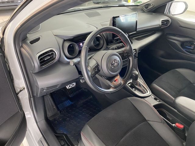 Toyota Yaris Hybrid 1.5 VVT-i GR SPORT