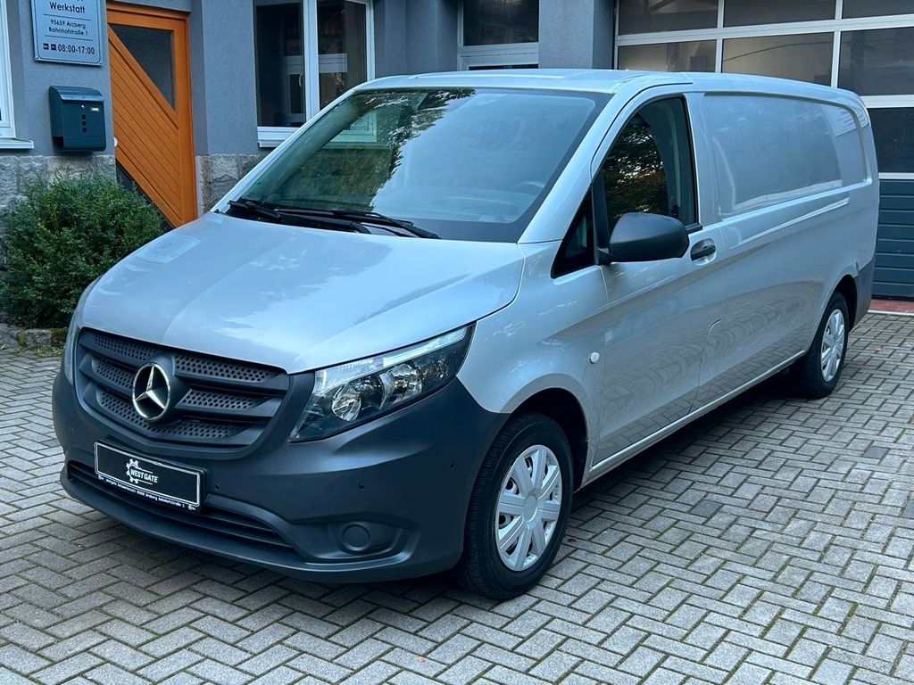 Image of Mercedes-Benz Vito