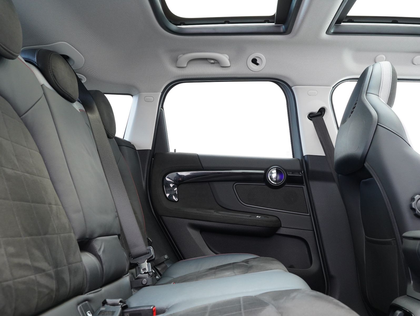 Fahrzeugabbildung MINI COOPER SE Countryman All4 JOHN COOPER WORKS