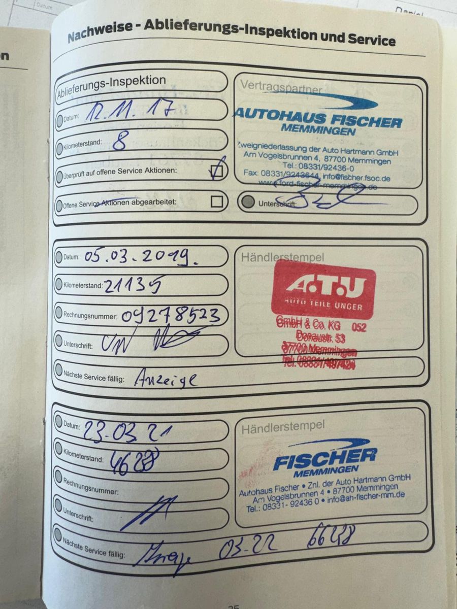 Fahrzeugabbildung Ford Kuga ST-Line / AHK/NAVI/KLIMA/8.FACH BEREIFT