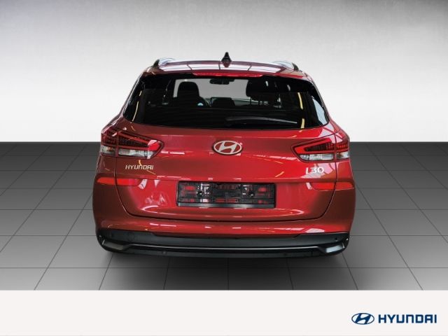 Fahrzeugabbildung Hyundai i30 FL Kombi (MY25) 1.0 T-GDI (100 PS) 7-DCT 2WD