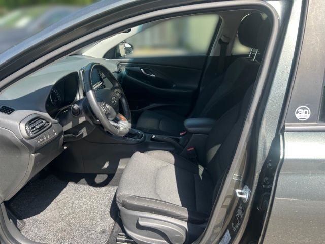 Fahrzeugabbildung Hyundai i30 Edition 30 Apple CarPlay Android Auto Mehrzo