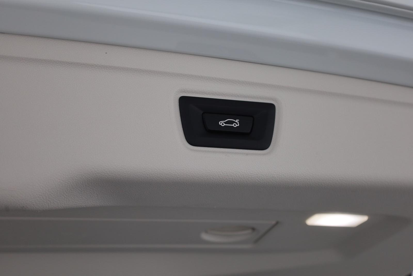 BMW 3 Series i Touring LED Navi Teilleder AHK Totwinkel, миниатюра 29