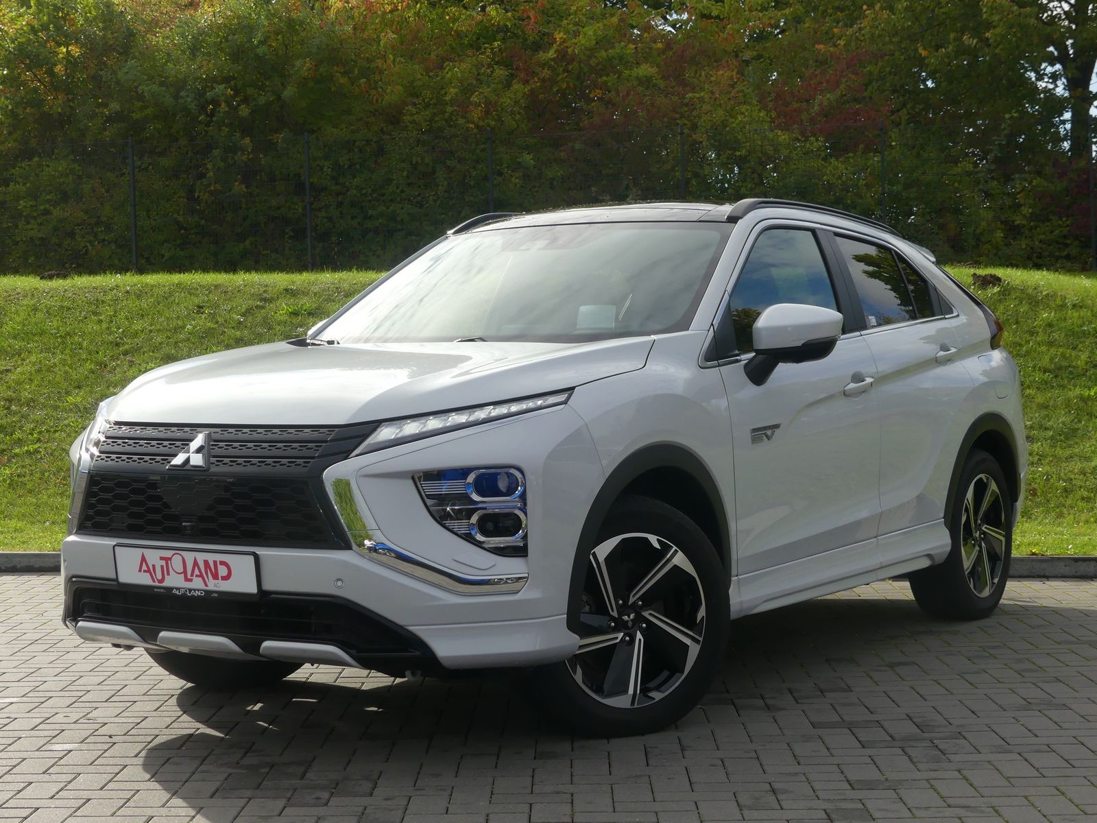 Mitsubishi Eclipse Cross 2.4Hybrid Plus 4WD CVT LED Navi imagem 2