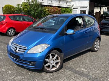 Bild 4 Mercedes-Benz A 170 A -KLASSE KLIMA ALLWETTERREIFEN BREMSE NEU