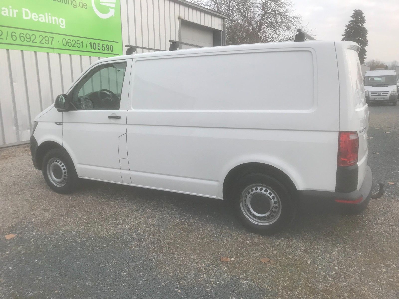 Fahrzeugabbildung Volkswagen T6 Transporter Kasten-Regale,AHK,SHg