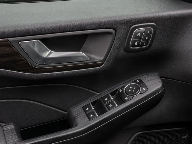 Ford Kuga 2.5 Plug-In Hybrid Vignale Leder Kamera LED