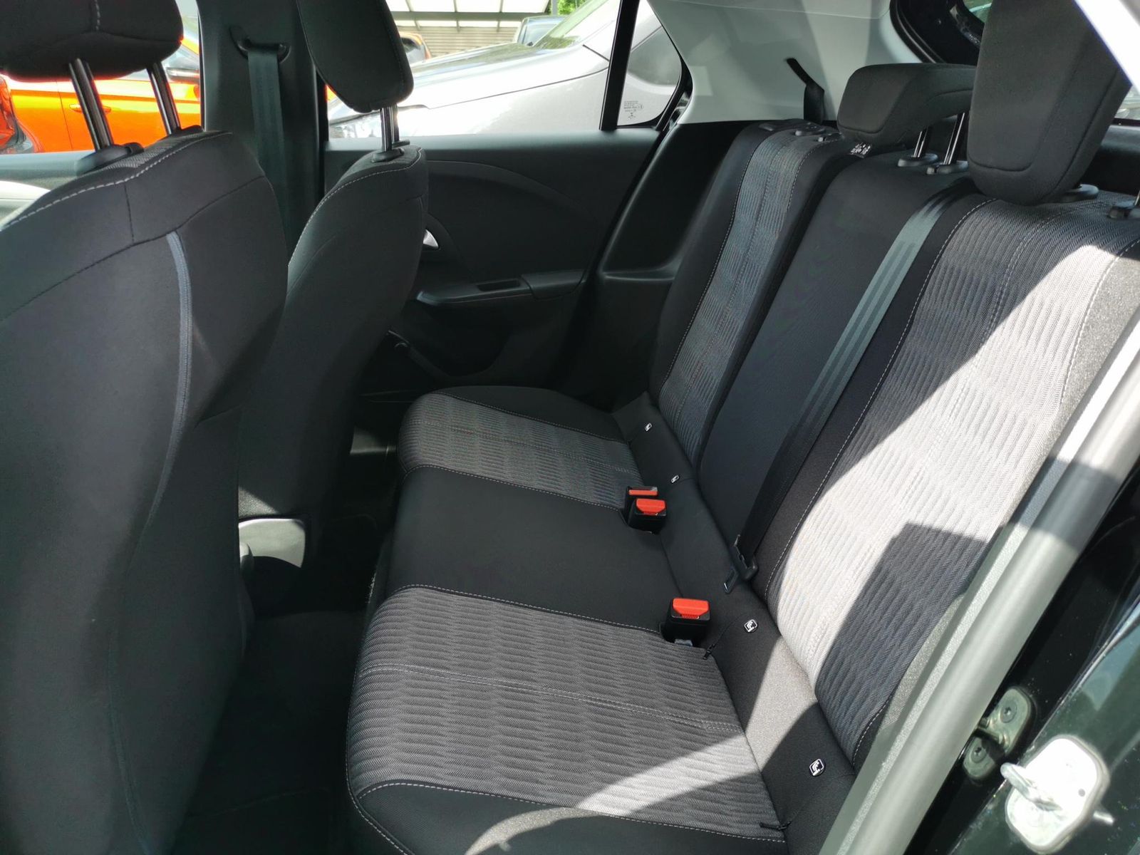 Fahrzeugabbildung Opel Corsa-e Edition+SHZ+LED+DAB+USB+PDC+CAR PLAY+