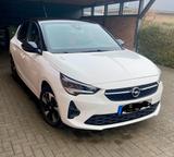 Opel Corsa 136 PS GSLine E Schnell laden 22KW - Opel Corsa: Gsline