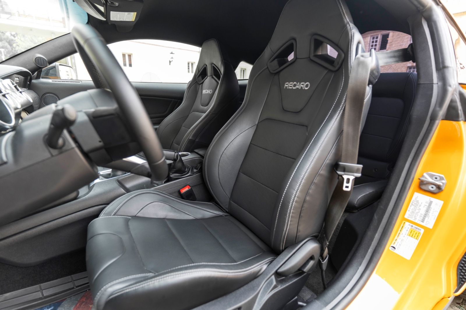 Fahrzeugabbildung Ford Mustang GT 5.0L RECARO TOTW LED KAM NAV