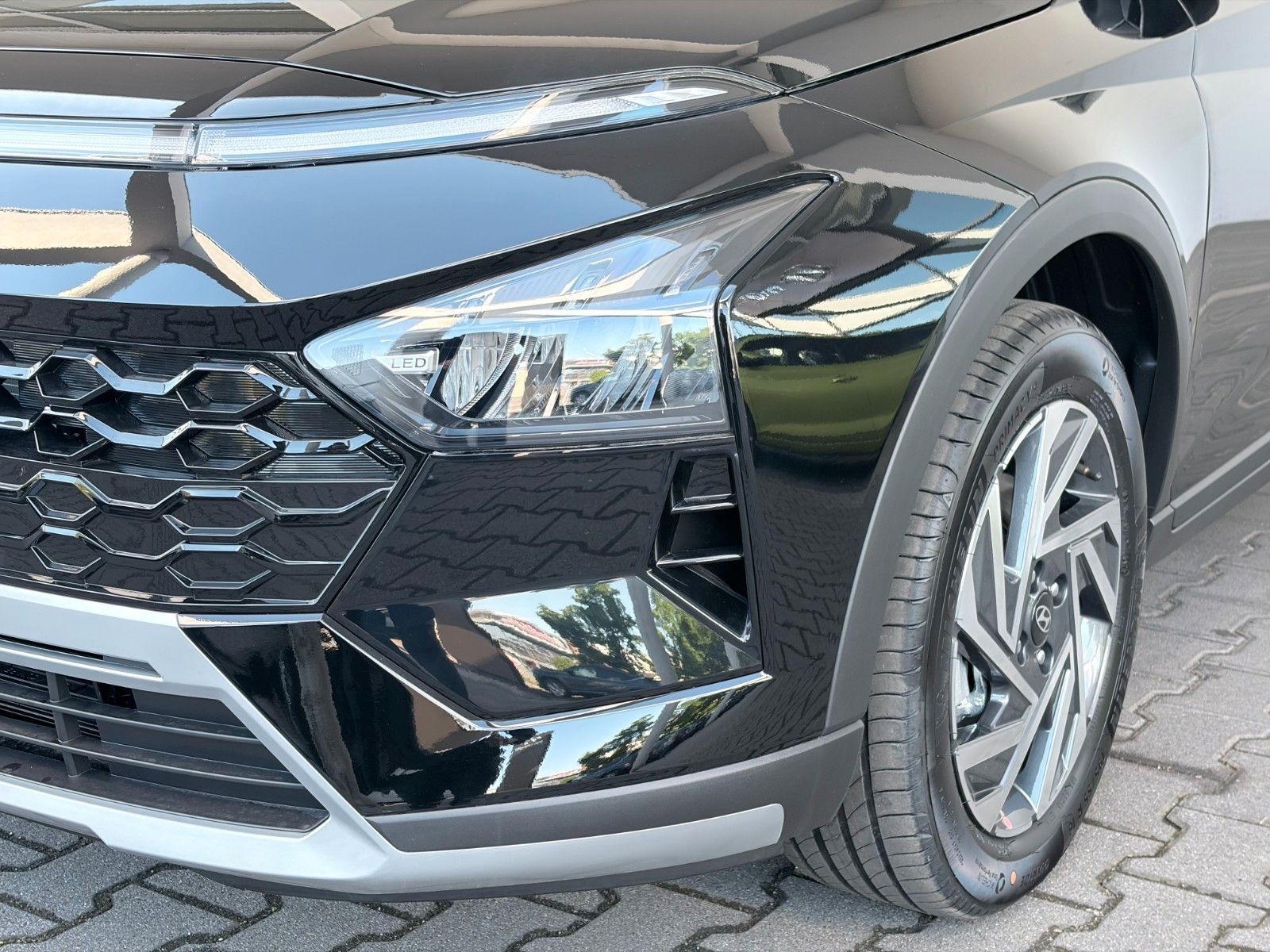 Fahrzeugabbildung Hyundai Bayon 1.0 T-GDI Trend LED,Navi,SHZ,Kam.,PDC,AUT