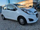 Chevrolet Spark LT * Scheckheft * Klima *Einparkhilfe - gebrauchte Chevrolet Spark aus dem Jahr 2014