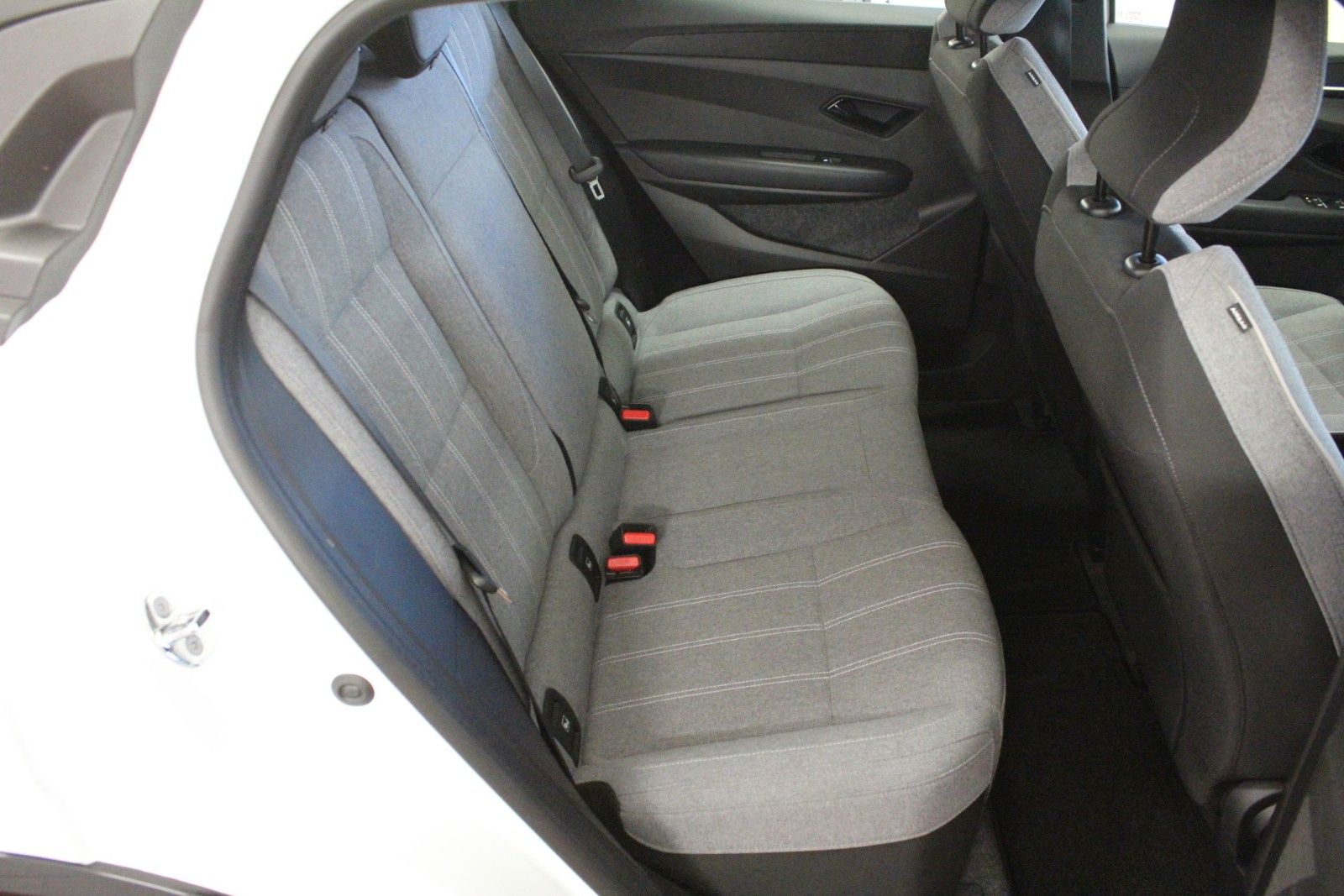 Fahrzeugabbildung Renault Megane E-Tech EV40 130hp Equilibre 100 % elektr