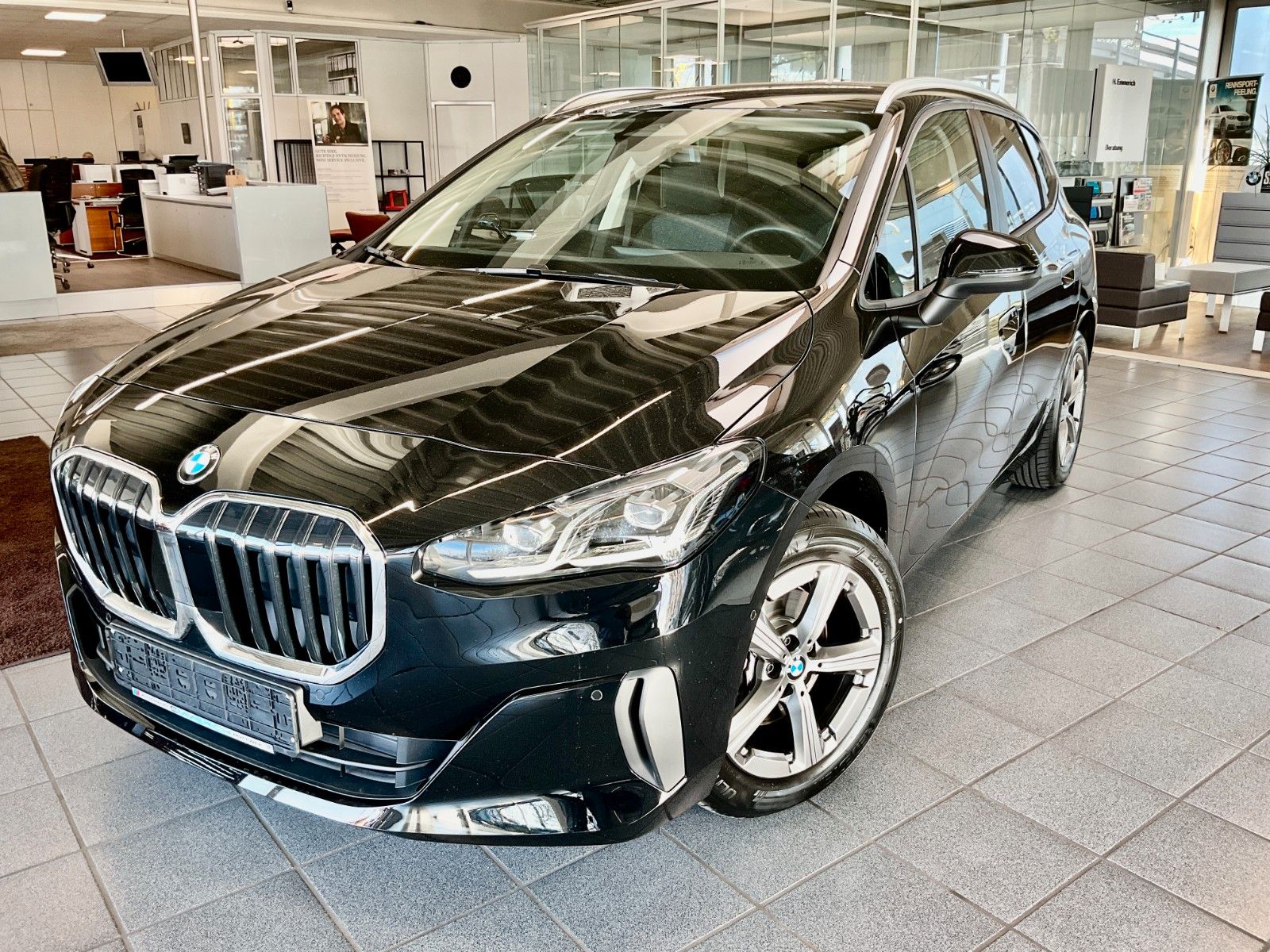 BMW 218i Active AHK Driving Assist Plus Adaptiv LED foto 23