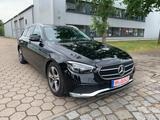 Mercedes-Benz E 220 d-Avantgarde-MBUX-Mopf-Kamera-Widescreen - Mercedes-Benz E 220: Taxi