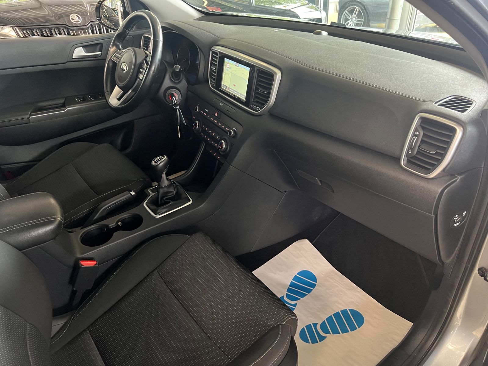 Fahrzeugabbildung Kia Sportage Vision 4WD * 1.HAND *