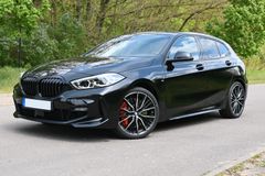 Fahrzeugabbildung BMW 120d M Sport*LED*Shadow-Line*ACC*Kamera*19"