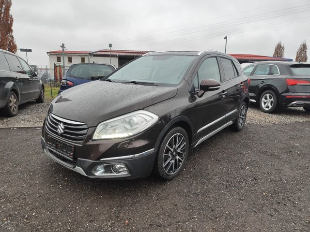 Suzuki 4x4 SX4 Leder Navi Panorama Xenon Led