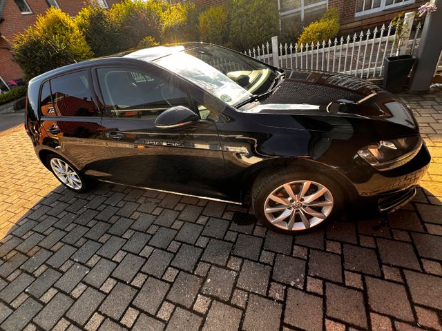 VW Golf 1.4 TSI BMT 92kW Highline Variant Highline
