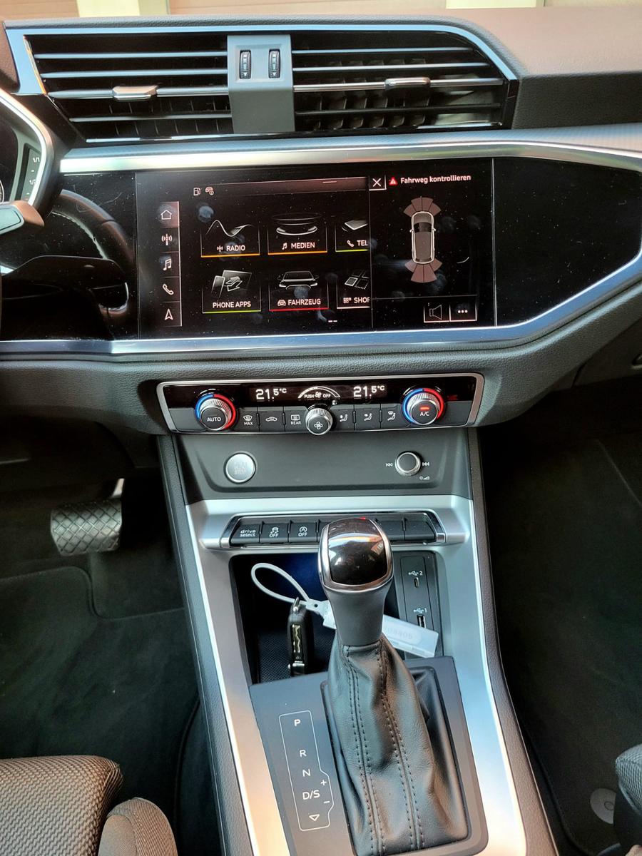 Audi Q3 35 TFSI S line