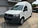 Volkswagen T5 Transporter Kasten-Kombi Kasten-Hochdach lang - Volkswagen T5 Transporter in Freiburg
