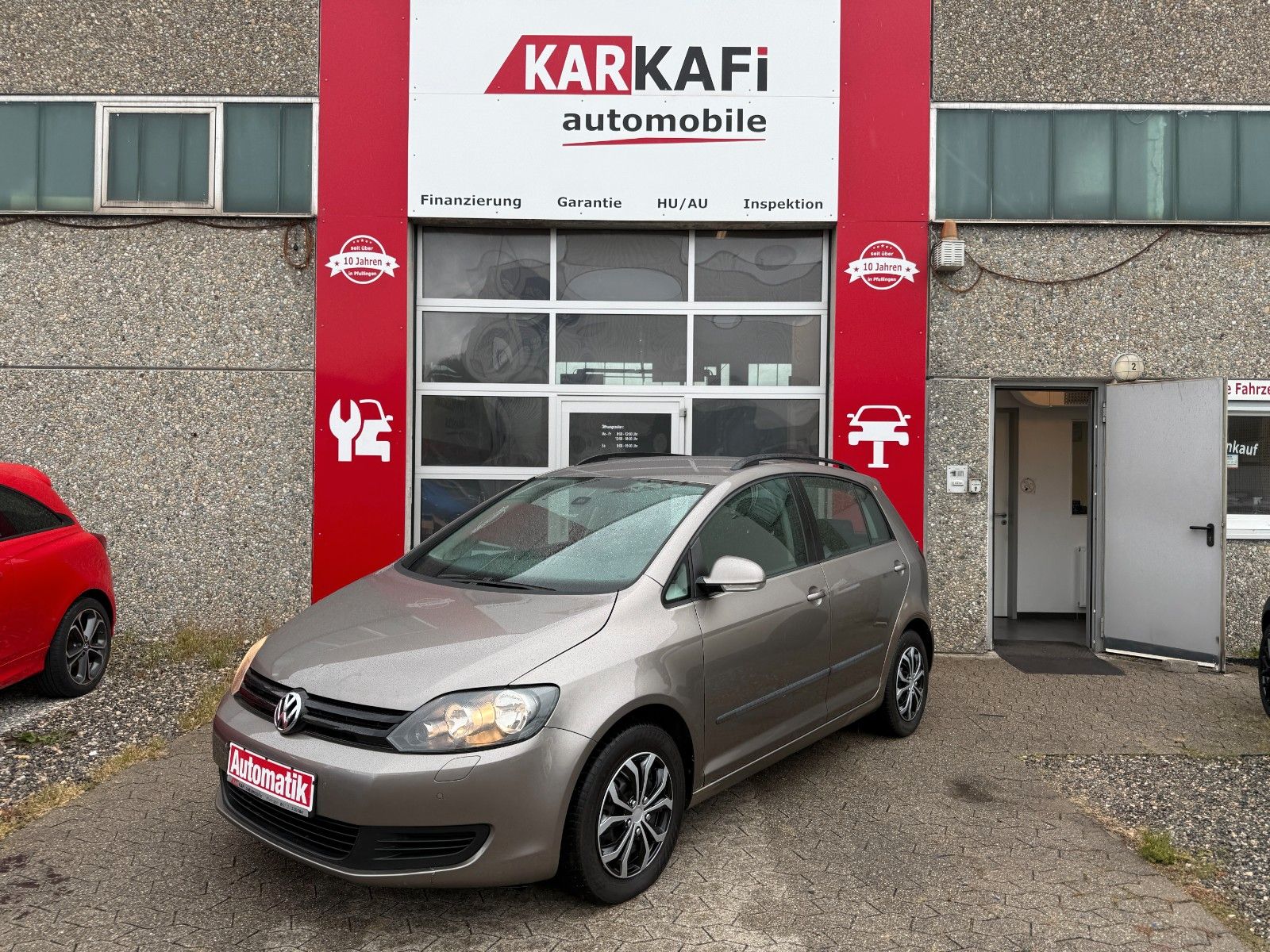 Volkswagen Golf - 1