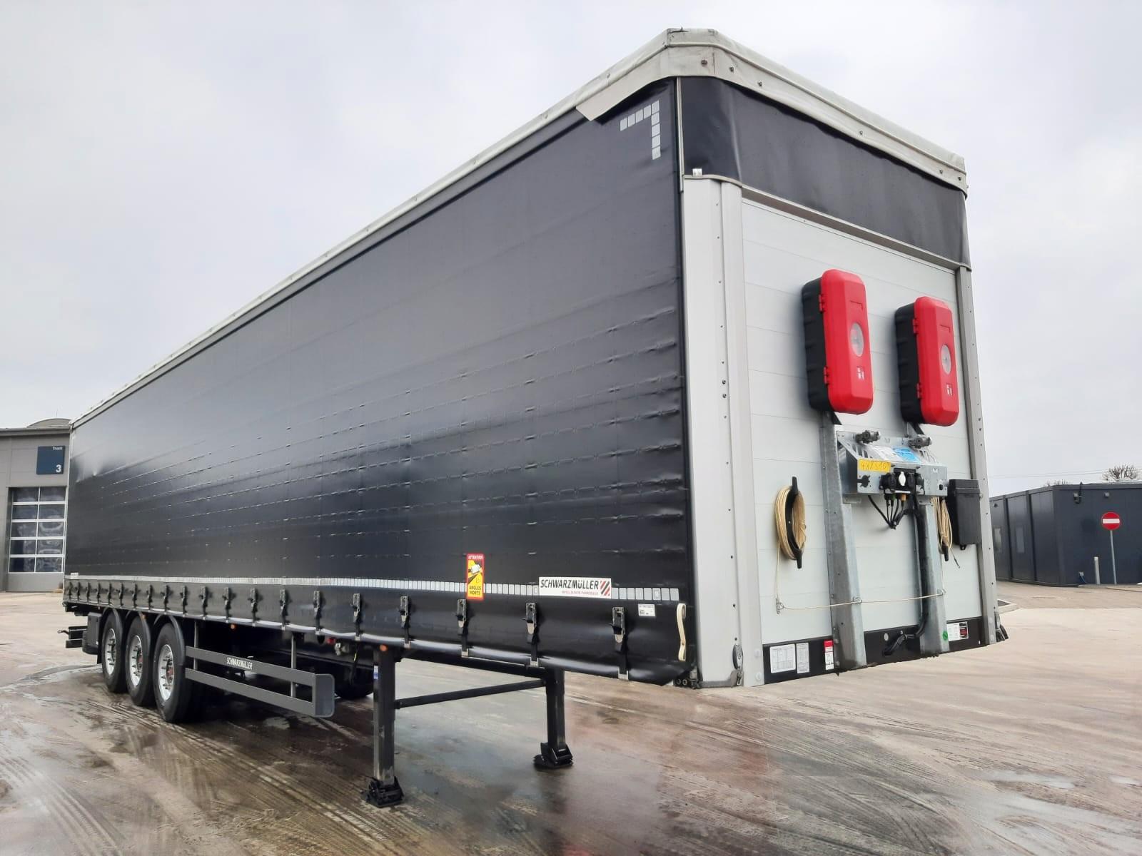 Schwarzmüller W-SERIE / STANDARD / COILMULDE 7.5M / LIFTACHSE