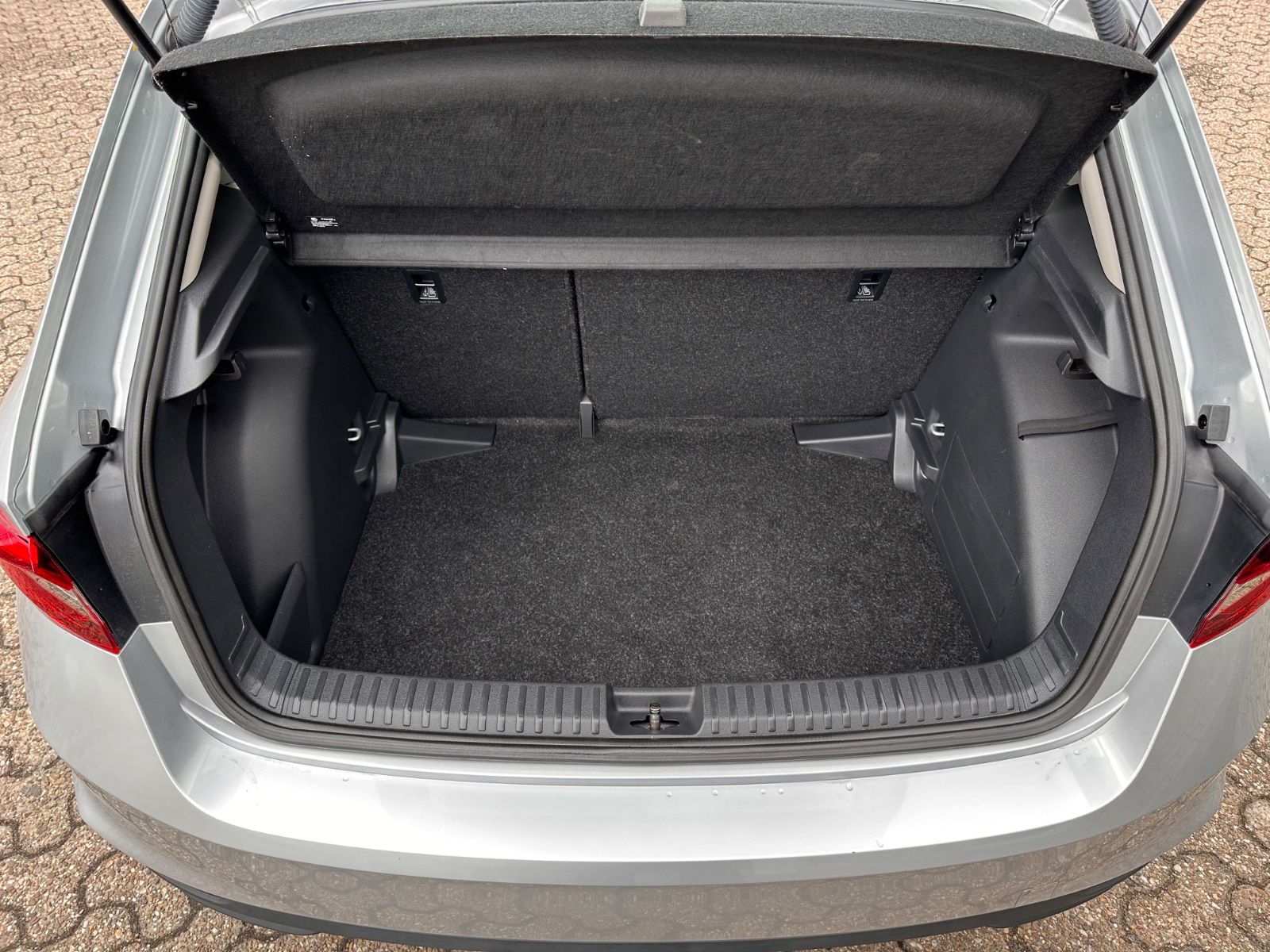 Fahrzeugabbildung SKODA Fabia 1.0 MPI Ambition APP/Klima/GJR