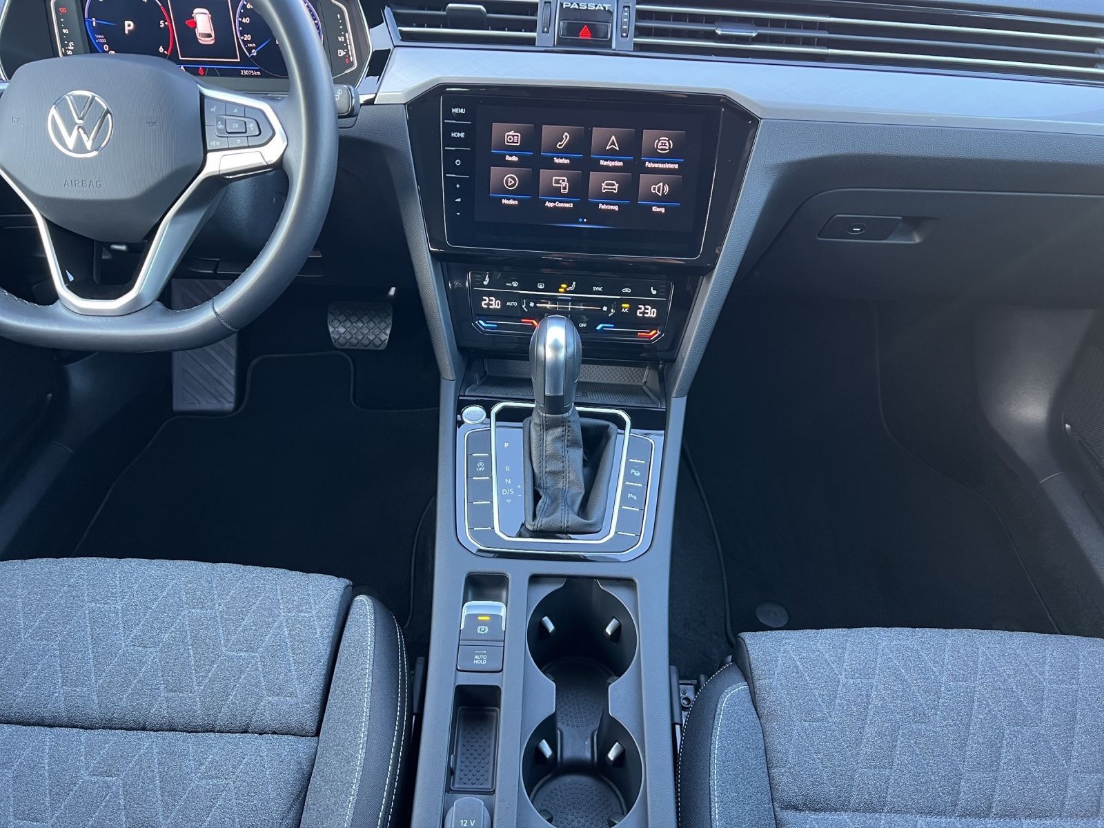 Passat Variant Business 2.0 TDI DSG Navi*ACC*IQ.