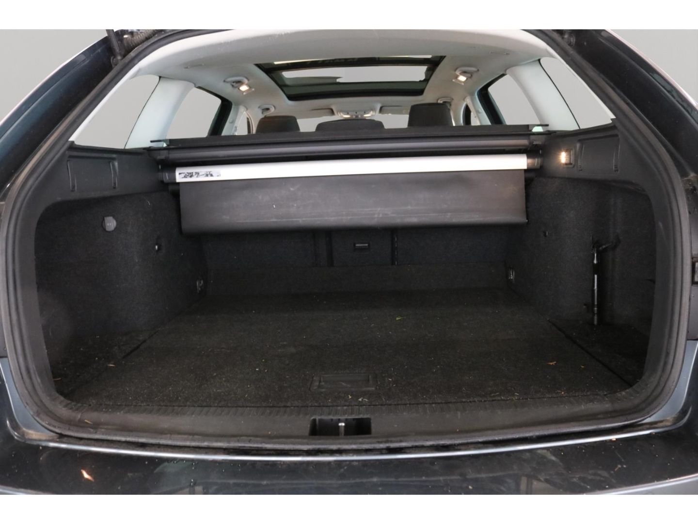 Fahrzeugabbildung SKODA Octavia Combi Soleil Händler/Export