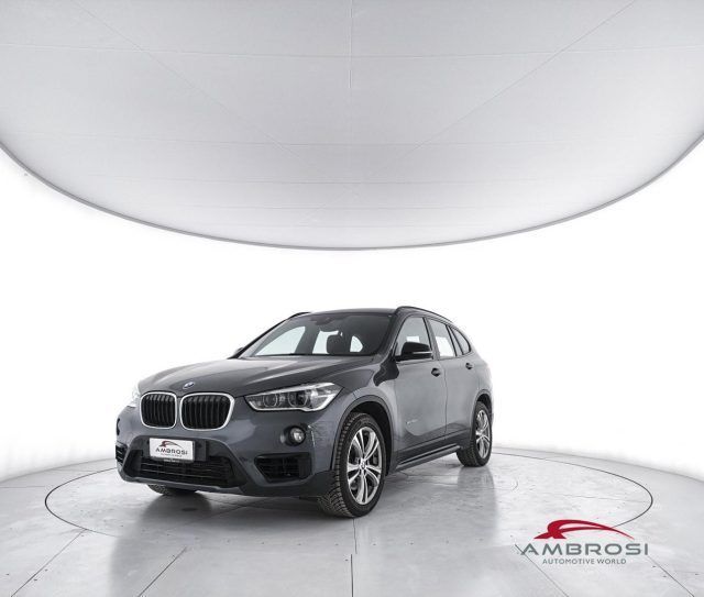 BMW X1 - 1
