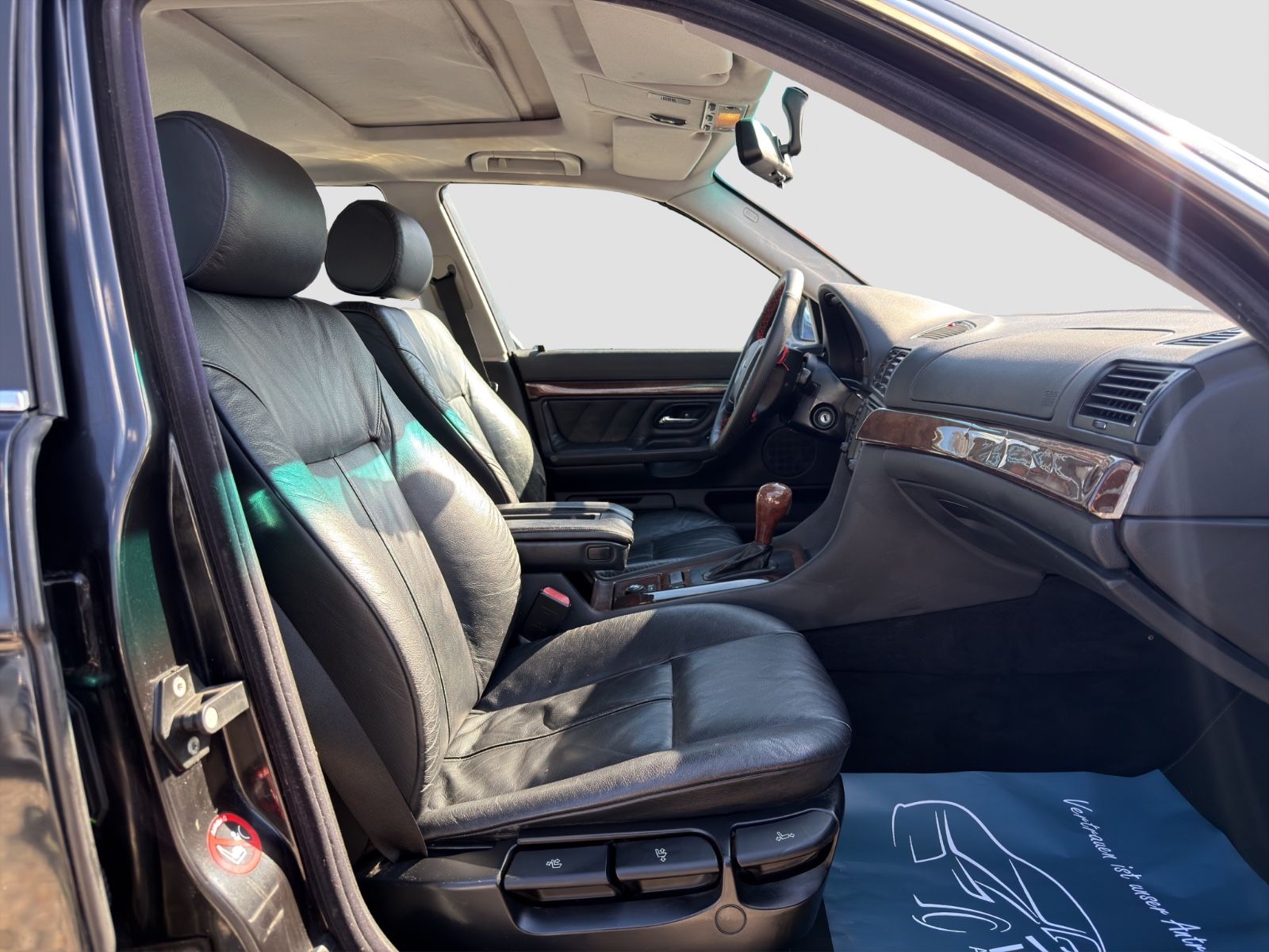 Fahrzeugabbildung BMW 728i A /Klimaautom./Kamera/PDC/TÜV/Leder