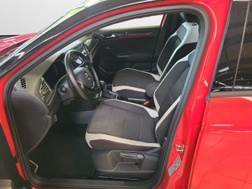 Volkswagen T-Roc - 7