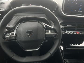 Peugeot 208 Allure 1.2 110 KeyLess+LED+SHZ+Alcant.+PDC