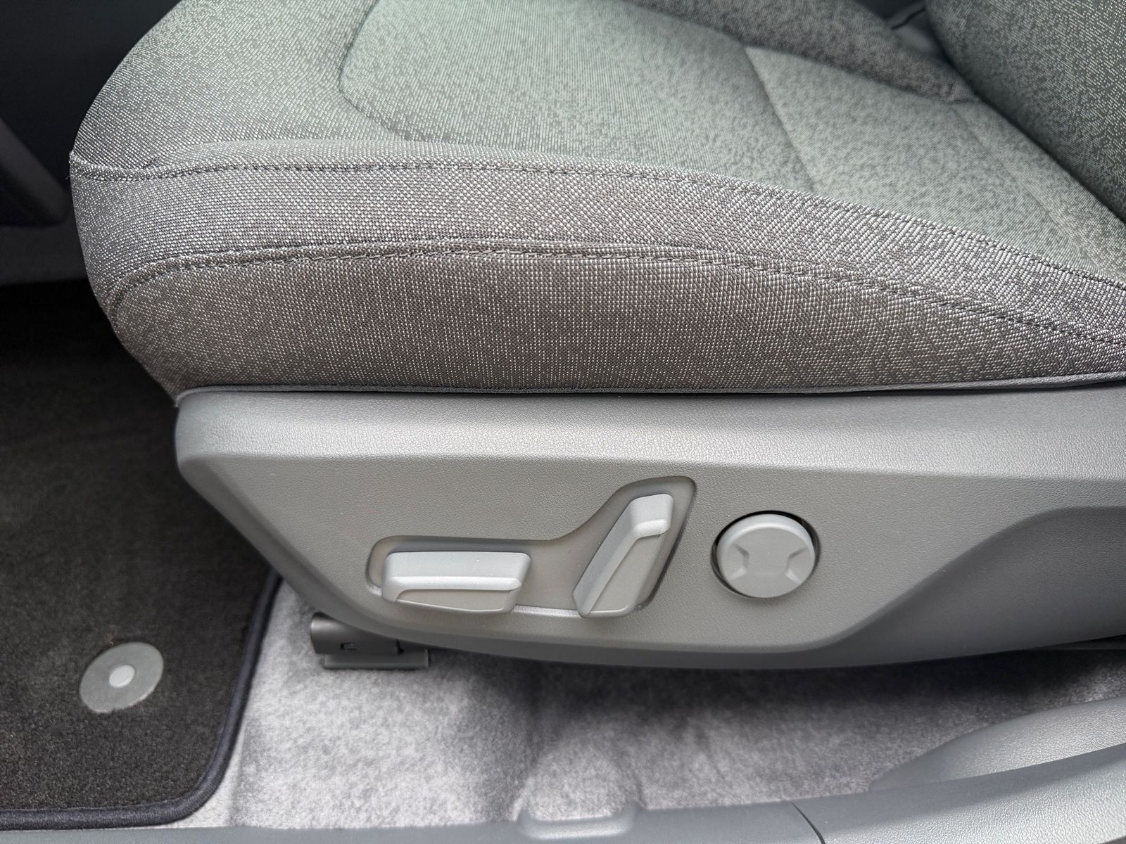 Fahrzeugabbildung Kia EV2 42.2 5S EARTH WIC 22AC TEC DWP DES