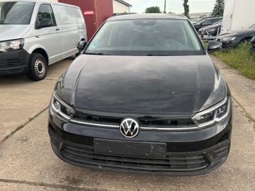 Volkswagen Polo - 2