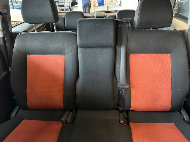 MYAUTOCENTER – Gebraucht- und Jahreswagen mit Werkstattservice in Pfaffenhofen Opel Zafira B Edition*Isofix*Klima*CD-Player*7-Sitzer