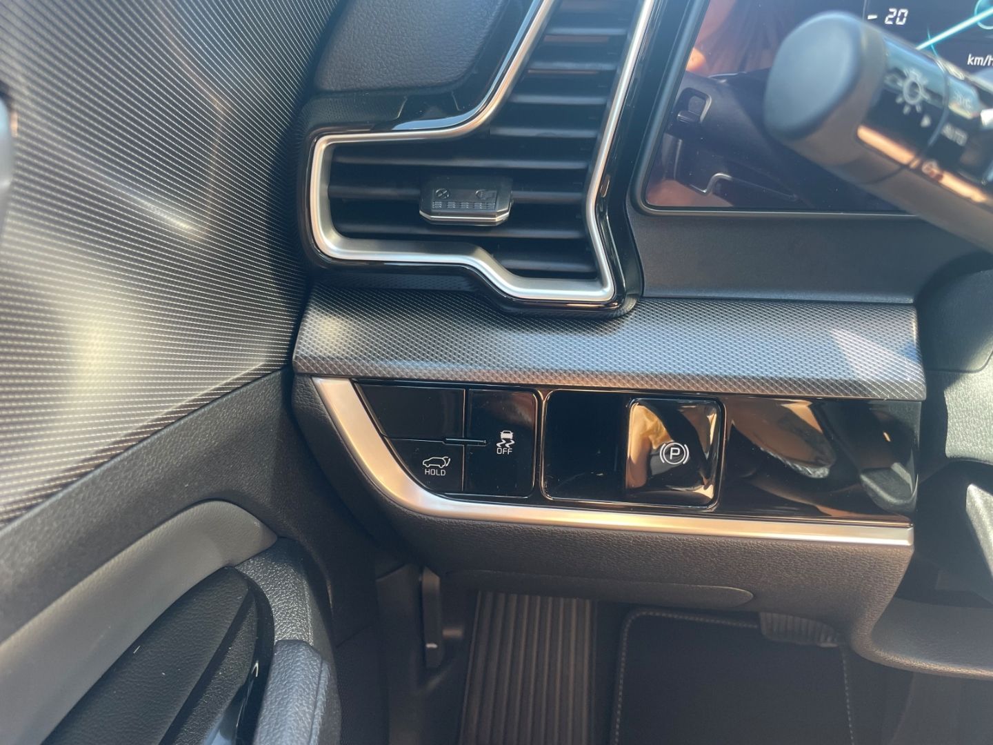 Fahrzeugabbildung Kia Sportage Spirit Mild-Hybrid LED totWinkAss DAB