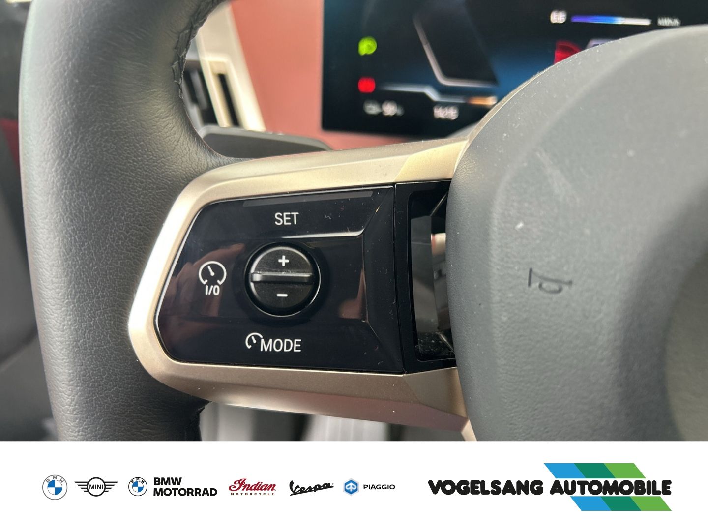 Fahrzeugabbildung BMW iX xDrive 50,Sport,Laserlicht,PanoSkyLounge,Head