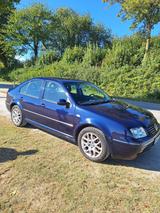 Volkswagen VW Bora 1,4 16V Klima,ZV,EFH vieles neu TÜ... - Volkswagen Bora: 1.4