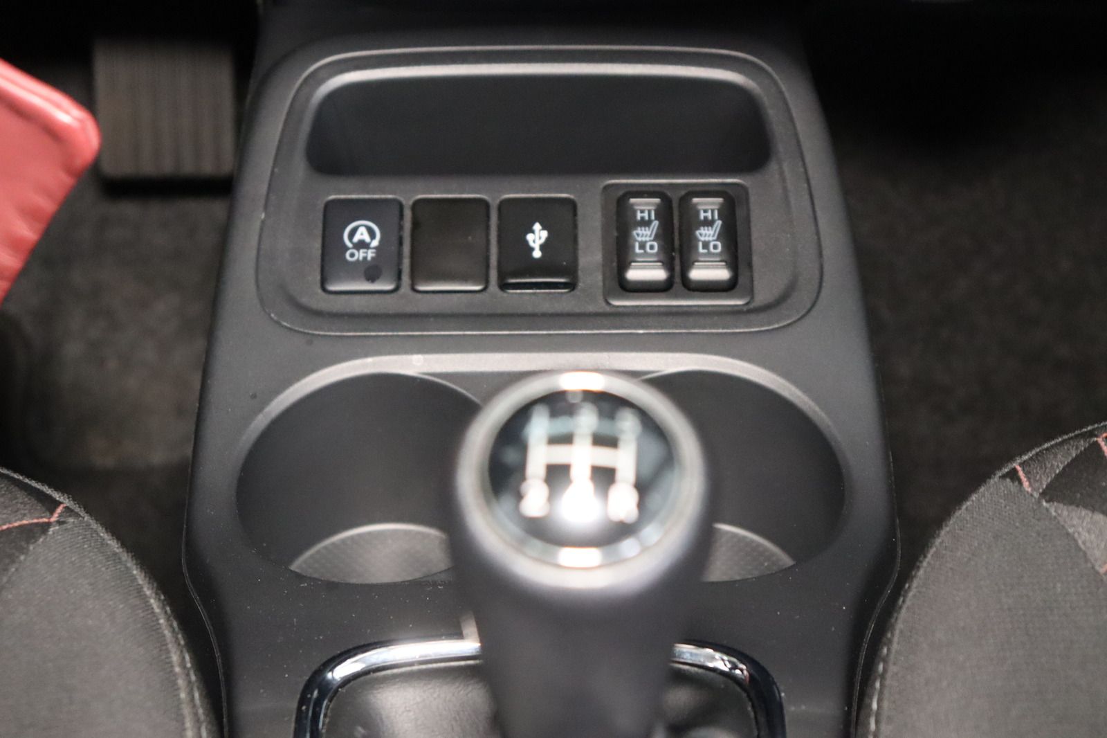 Fahrzeugabbildung Mitsubishi Space Star 1.2i Top * 1. Hand *