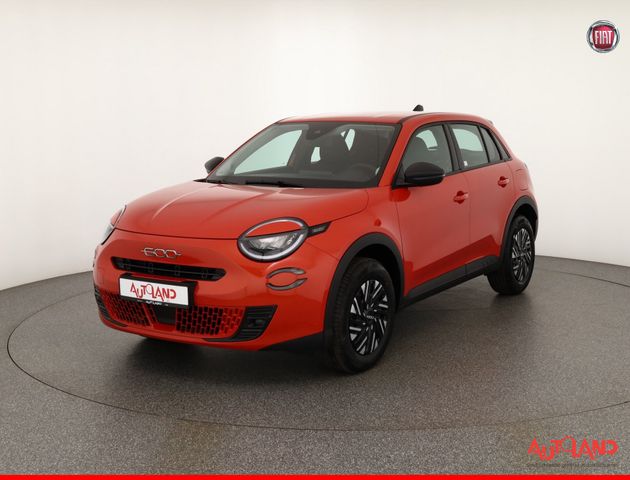 Fiat 600 1.2 T3 mHEV Aut. LED Sitzheizung Tempomat