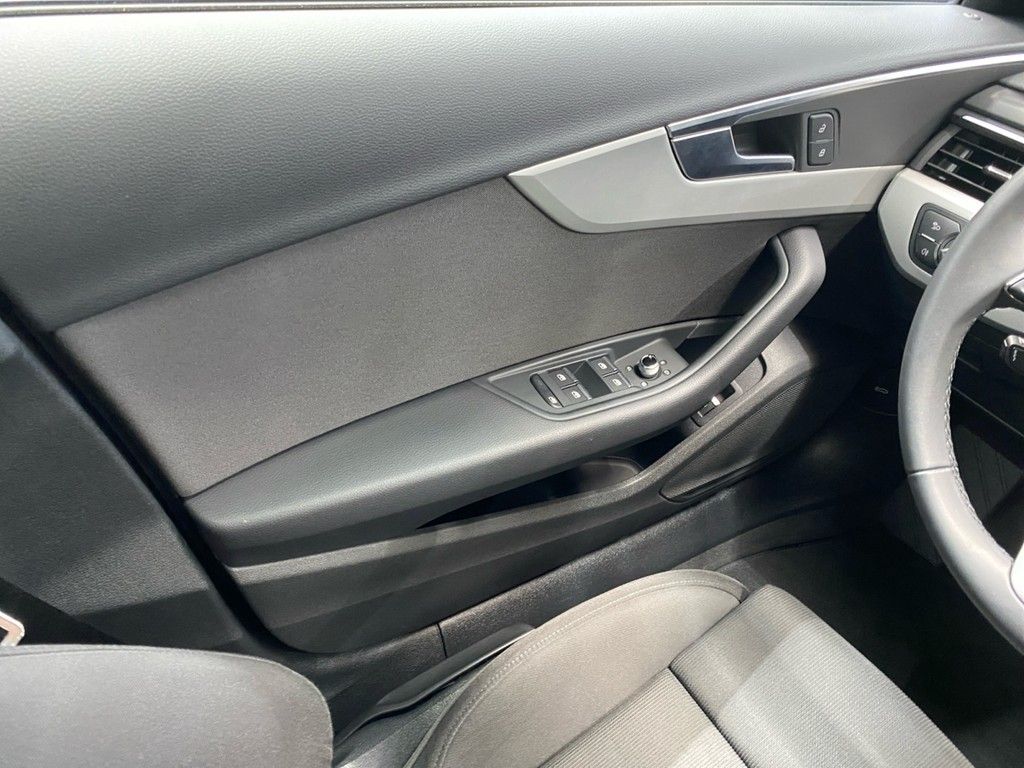 Audi A4 - Bild 12