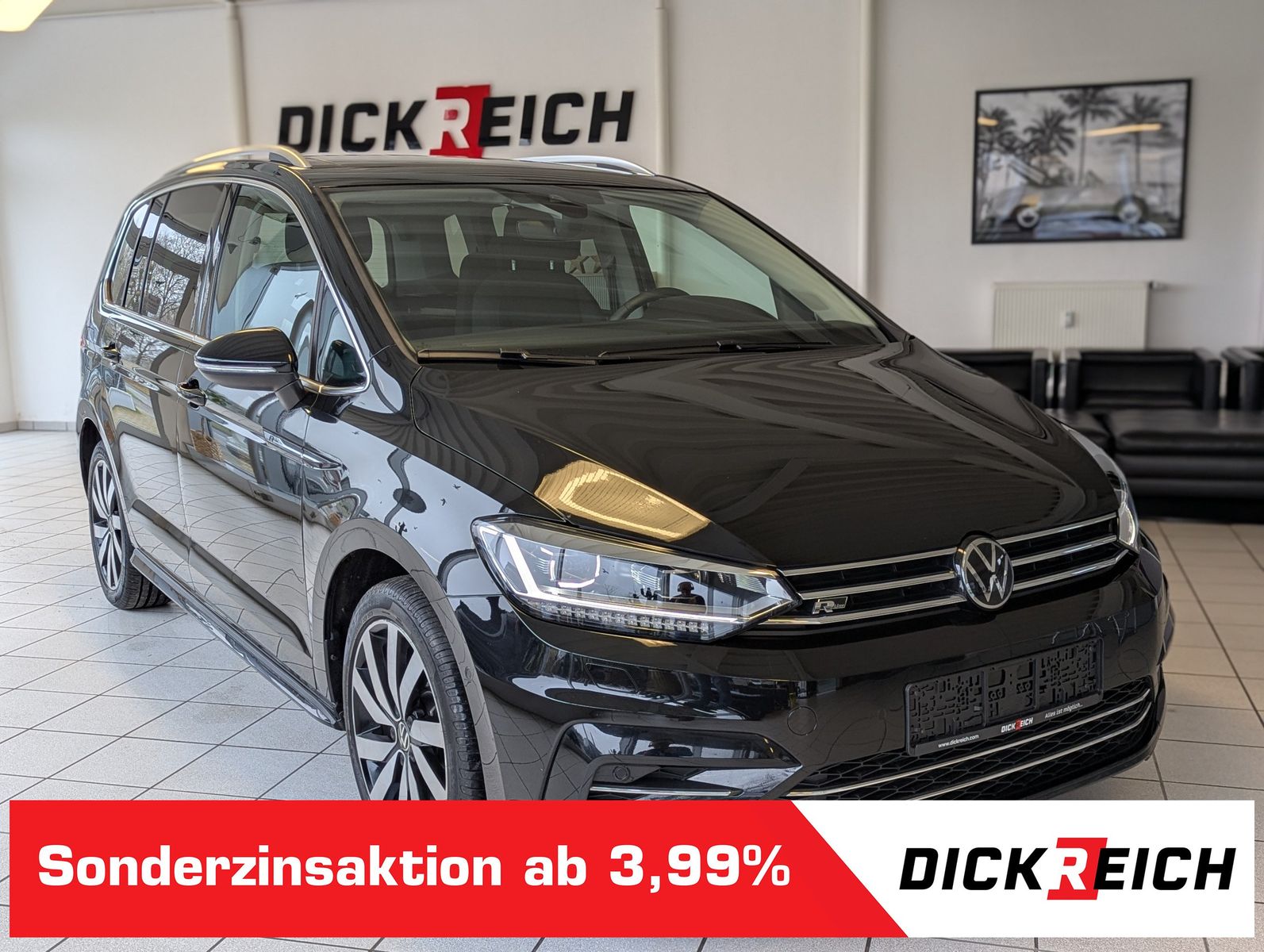 Fahrzeugabbildung Volkswagen Touran 2.0 DSG R-Line High. Pano 7-Si IQ.Dri AHK