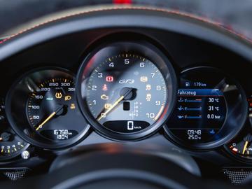 صورة مصغرة 25 لـ 2018 Porsche 991