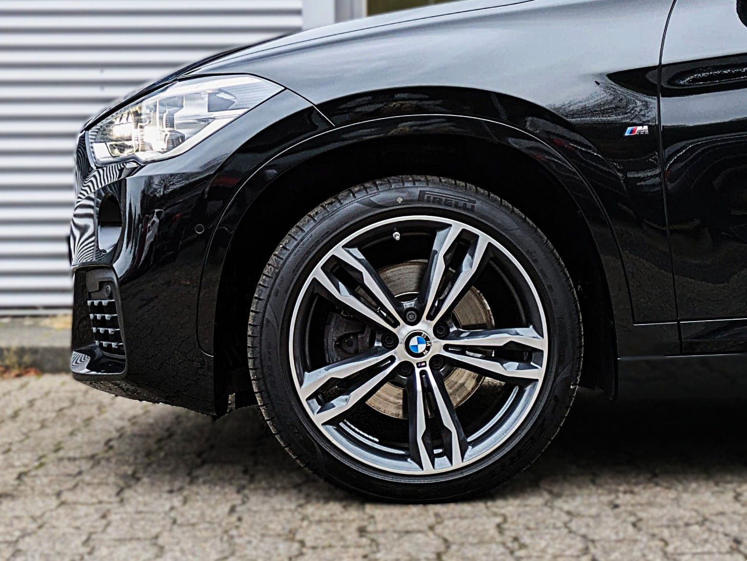 Fahrzeugabbildung BMW X1 XDRIVE 20i M SPORT LEDER PANO ACC NAVI-PL LED